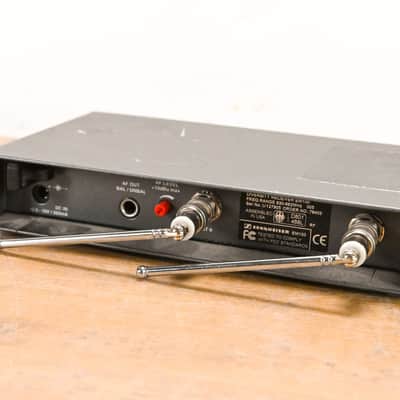 Sennheiser EM 100 Wireless Receiver - 630-662 MHz (NO POWER SUPPLY) CG0101N image 5