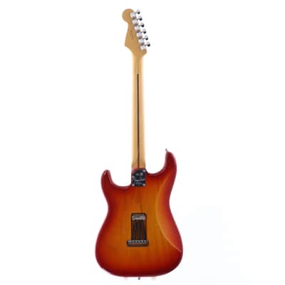 FENDER USA American Deluxe Stratocaster Ash with N3 MF, Aged Cherry Sunburst [US13058527] (06/22) image 2