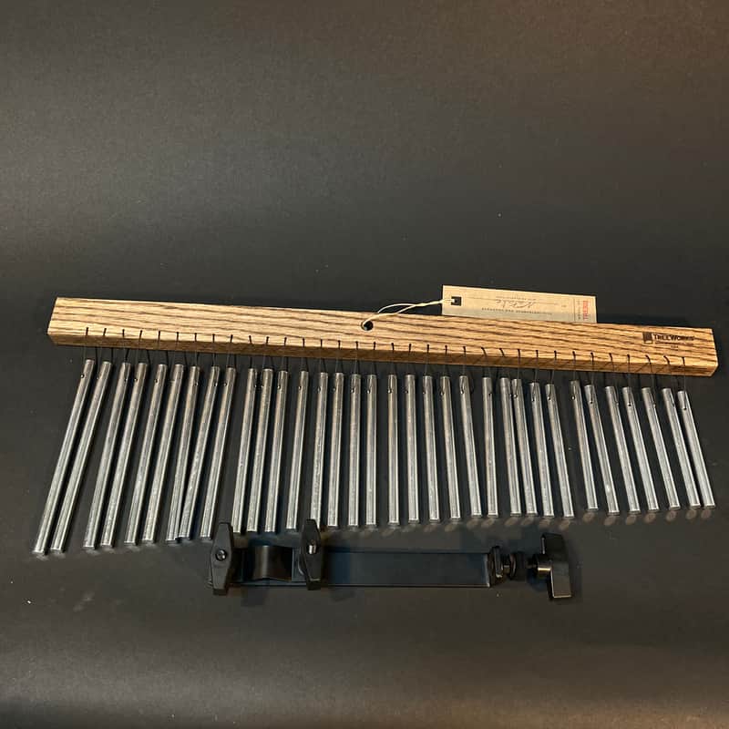 TreeWorks Classic 35 Bar Single Row Chimes w/ Mounting Bracket – Mint Condition image 1
