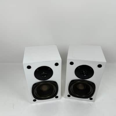 NHT A400/Zero Bookshelf Speakers Pair White image 5