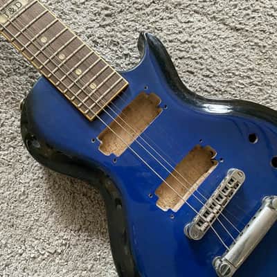 J&D Blue Mini Electric Guitar, Solid Basswood Body, Maple Neck Rosewood Fingerboard image 3