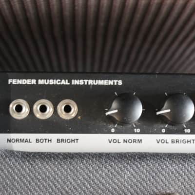 Fender BassBreaker 45/2 Channel 45 Watt tube Amp with 2x12 Celestion G12V Type image 4