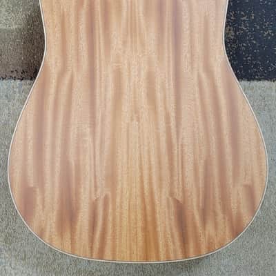Larrivee D-40 with Moonwood top image 4