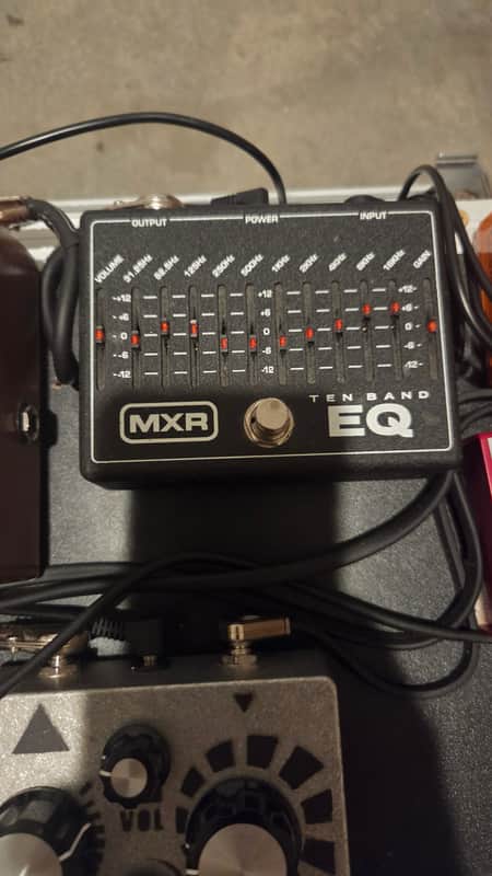 MXR Ten Band EQ ギターエフェクター MXR® TEN BAND EQ - Dunlop