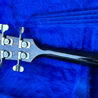 Guild B-302F Fretless Bass Guitar 1980 - Black image 9