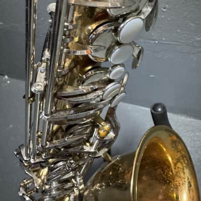 Vito Student Model Alto Saxophone (Used) image 5