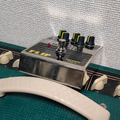 Guyatone Flip Tube Power HM-X Hell Monster Distortion w/ Original Box 1990s MIJ Made in Japan Vintage Guitar Bass Effects Pedal image 7