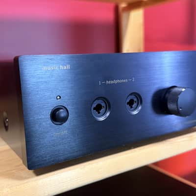 Music Hall PH25.2 Headphone Amplifier - Black image 2