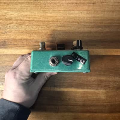 Shin's Music Bass Master Bass Preamp - Candy Green image 7