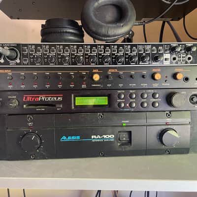 E-MU Systems Ultra Proteus Rackmount 32-Voice Sampler Module 1994 - Black