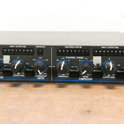 dbx 1046 Quad Compressor/Limiter CG014FF image 3