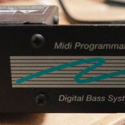 Peavey Cyberbass 1995 Green image 12