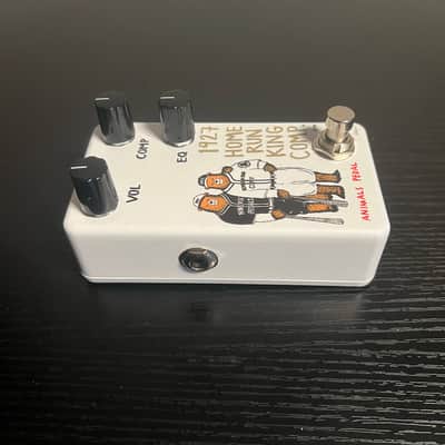 Animals Pedal 1927 Home Run King Compressor V2 (White) | Open Box image 3