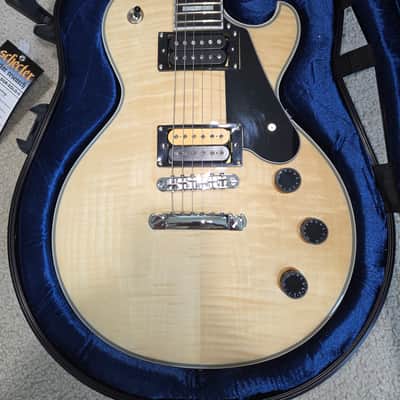 Schecter Solo-II Custom Natural Gloss W/Case Dimarzio Pickups image 2