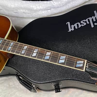 NEW! Gibson Custom Shop Hummingbird Koa/Carpathian Spruce Acoustic-Electric Guitar - Honeyburst - 4.6 lbs - Authorized Dealer! G06395 image 5