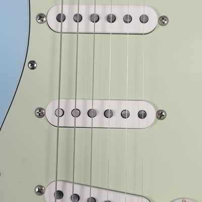 2026 Fender Vintera II Road Worn '60s Stratocaster - Sonic Blue With OHSC image 11