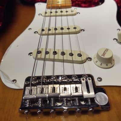 Fender EJ'54 Virginia Stratocaster 2020 - Tow-tone tobacco burst image 14