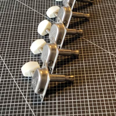 Fender F Tuners - F logo - Vintage - 1968 - White Cream Ivory Pegs - full kit image 5