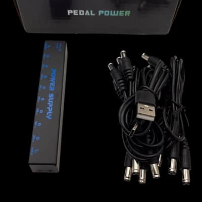 DOZZLY Mini Portable Guitar Pedal Power Supply X8202 image 1