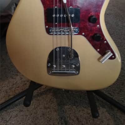 Fender Jazzmaster 2018 - Trans Butterscotch image 2