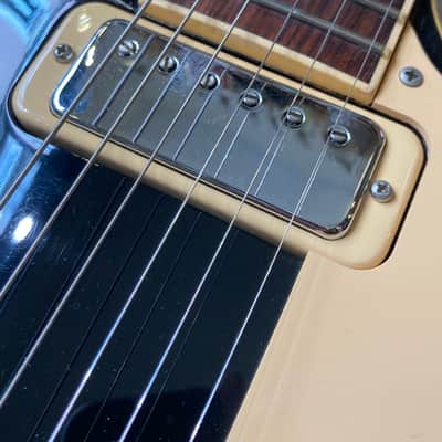 Gibson Les Paul Deluxe 2000 + Étui image 12