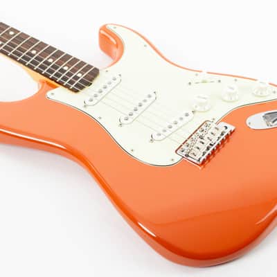 Fender MIJ Traditional II '60s Stratocaster 2022 Fiesta Red image 17