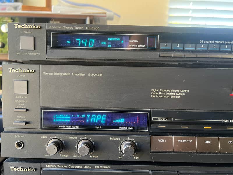Vintage Technics SU-Z980 Integrated Amplifier & ST-Z980 Tuner w