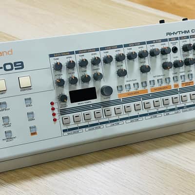 Roland TR-09 Rhythm Composer - 2017 image 5