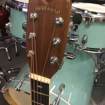 Applause  AE-38 image 2