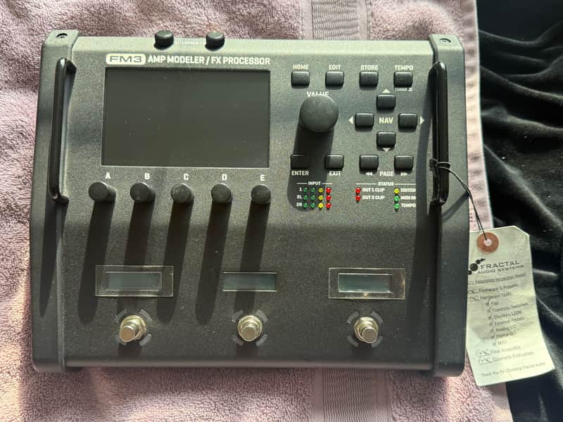 Fractal Audio FM3 Amp Modeler / FX Processor 2020 - 2022 - Black image 1
