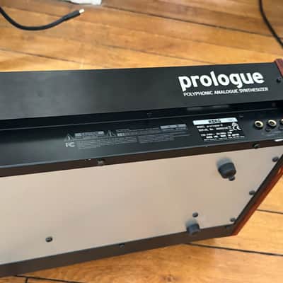 Korg Prologue 8 Polyphonic 49-Key 8-Voice Analog Synthesizer 2018 - Present - Black/Wood image 6