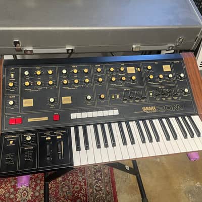 Yamaha CS-20M Monophonic Synthesizer 1979 - Black