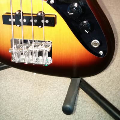 Fender Japan Jazz Bass Short Scale 2014 Three Tone Sunburst (JB62SS) image 7