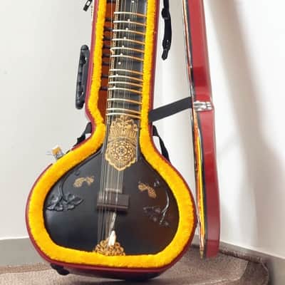 TRAVEL SITAR- HARD CASE INCLUDED image 9