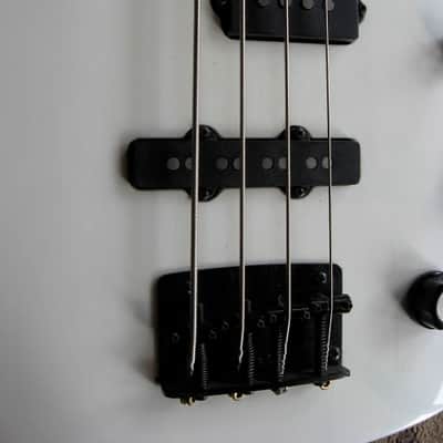 Peavey B-Ninety B90 1991 Pearl White image 7