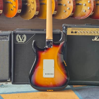 Fender Traditional ’60 Stratocaster Made in Japan 2025 - Competition 3-Color Sunburst image 11