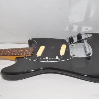 Fender MUSTANG S077579 Electric Guitar Ref No.6473 image 8