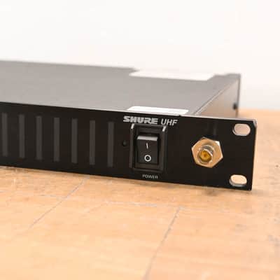 Shure UA845-UB UHF Antenna Distribution System - 692-716 MHz CG01UYC image 2