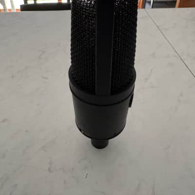 Audio-Technica AT4033a Large Diaphragm Cardioid Condenser Microphone 2010s - Black image 8
