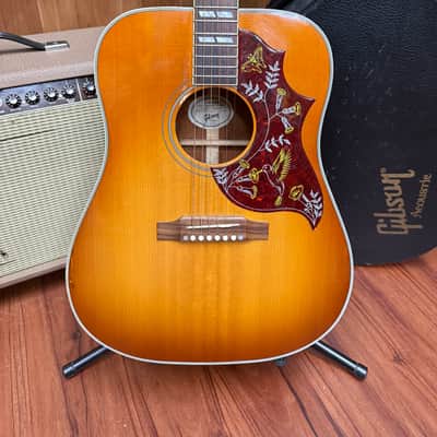 Gibson Hummingbird Standard Acoustic Electric Guitar - 2017 - Heritage Cherry Sunburst w/OHSC - image 5