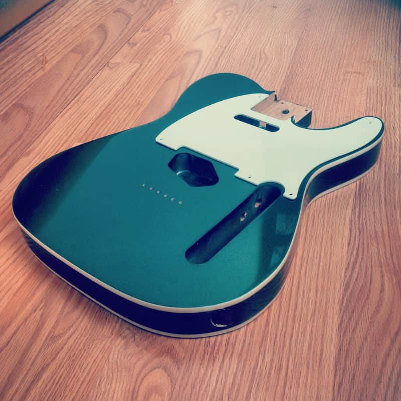 Maverick Double bound Sherwood Green tele body image 1