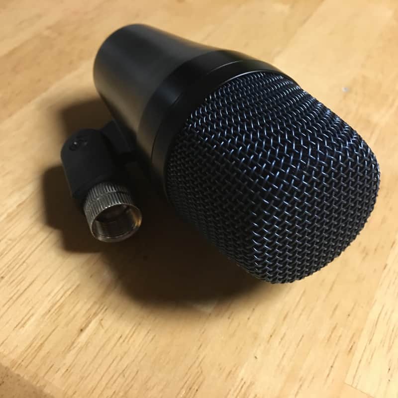 Sennheiser e902 Dynamic Bass Instrument Microphone | Reverb Sennheiser e902 Dynamic Bass Instrument Microphone | Reverb