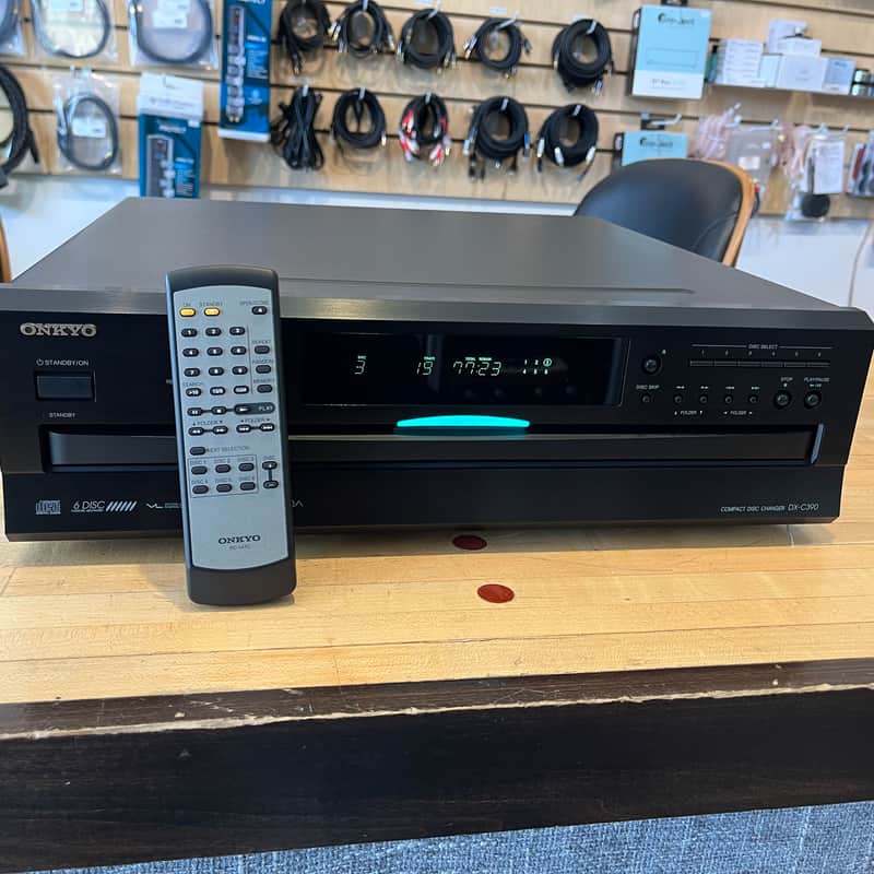 Onkyo DX-C390 6-disc CD Player