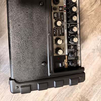 Roland Micro Cube Bass RX 2x2.5-Watt 4x4" Bass Combo 2008 - 2021 - Black image 2