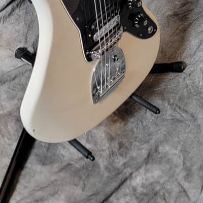 MOJO COOL 2017 Fender Standard Jazzmaster HH Olympic White Beauty! image 3