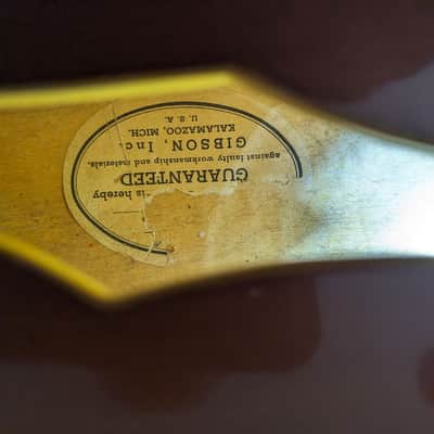 Gibson L5 archtop guitar, sunburst, 1947 image 2