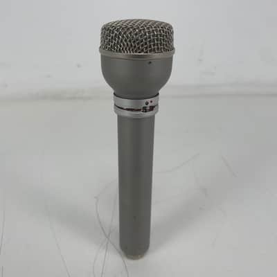 AKG - D19C - Cardioid Dynamic Microphone - 30 to 16,000 Hz - 200 Ohms - Inc. Mount/Cable image 3
