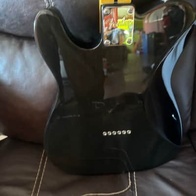 Fender Modern Player Telecaster Plus image 7