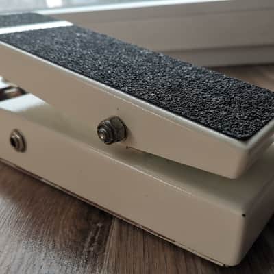 Fulltone Clyde Original Wah January 2002 S/N : 2804 First Series White Standard image 15