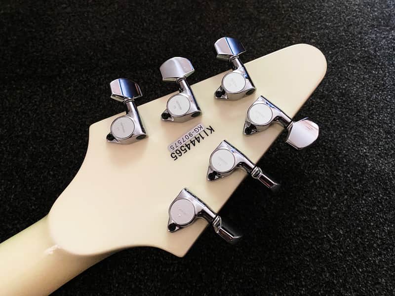 Made by ESP Killer KG Wishbone V Snow White - MINT condition